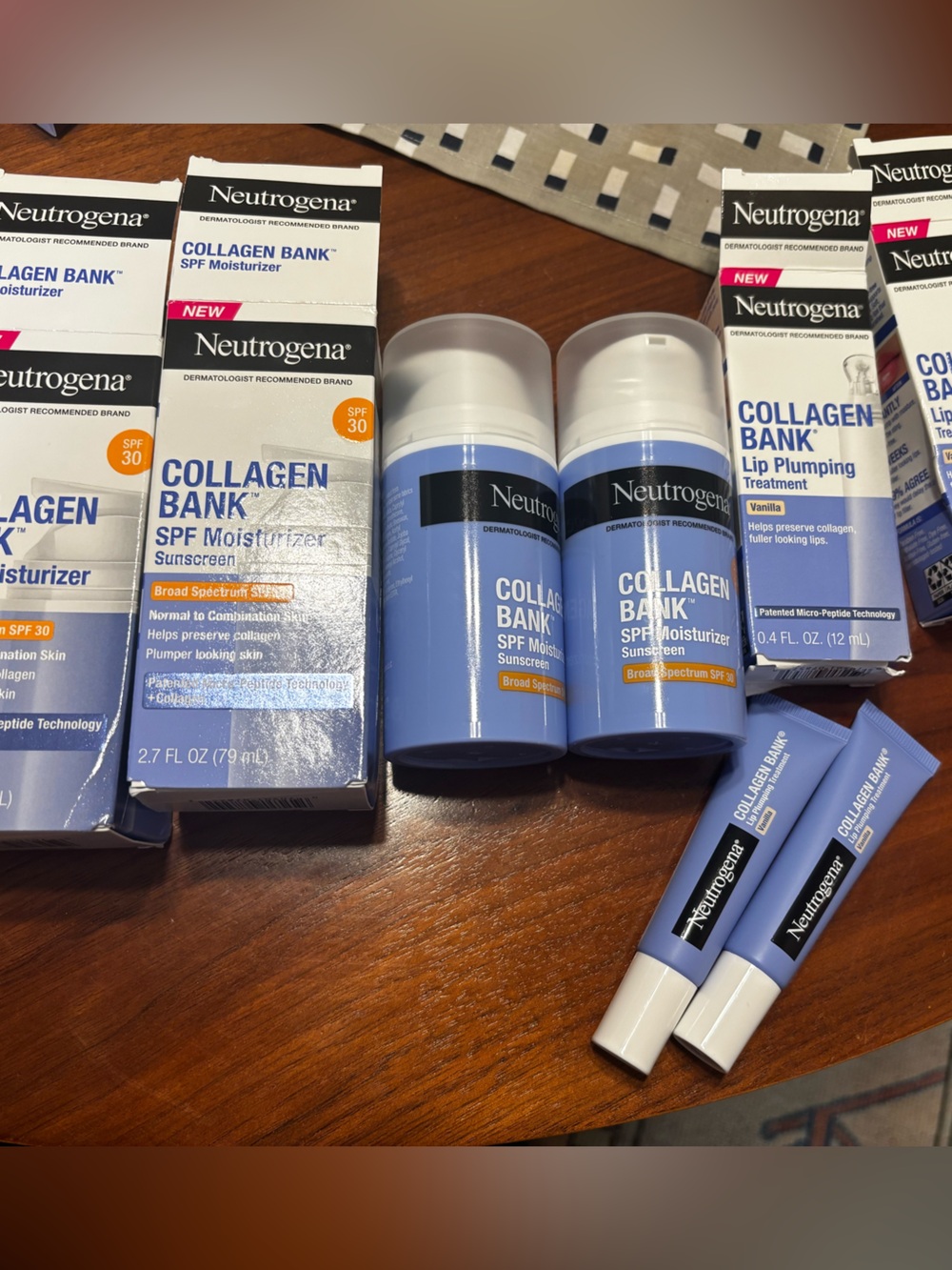 Neutrogena NEW Collagen Bank SPF Moisturizer & Lip Plumpers Bundle